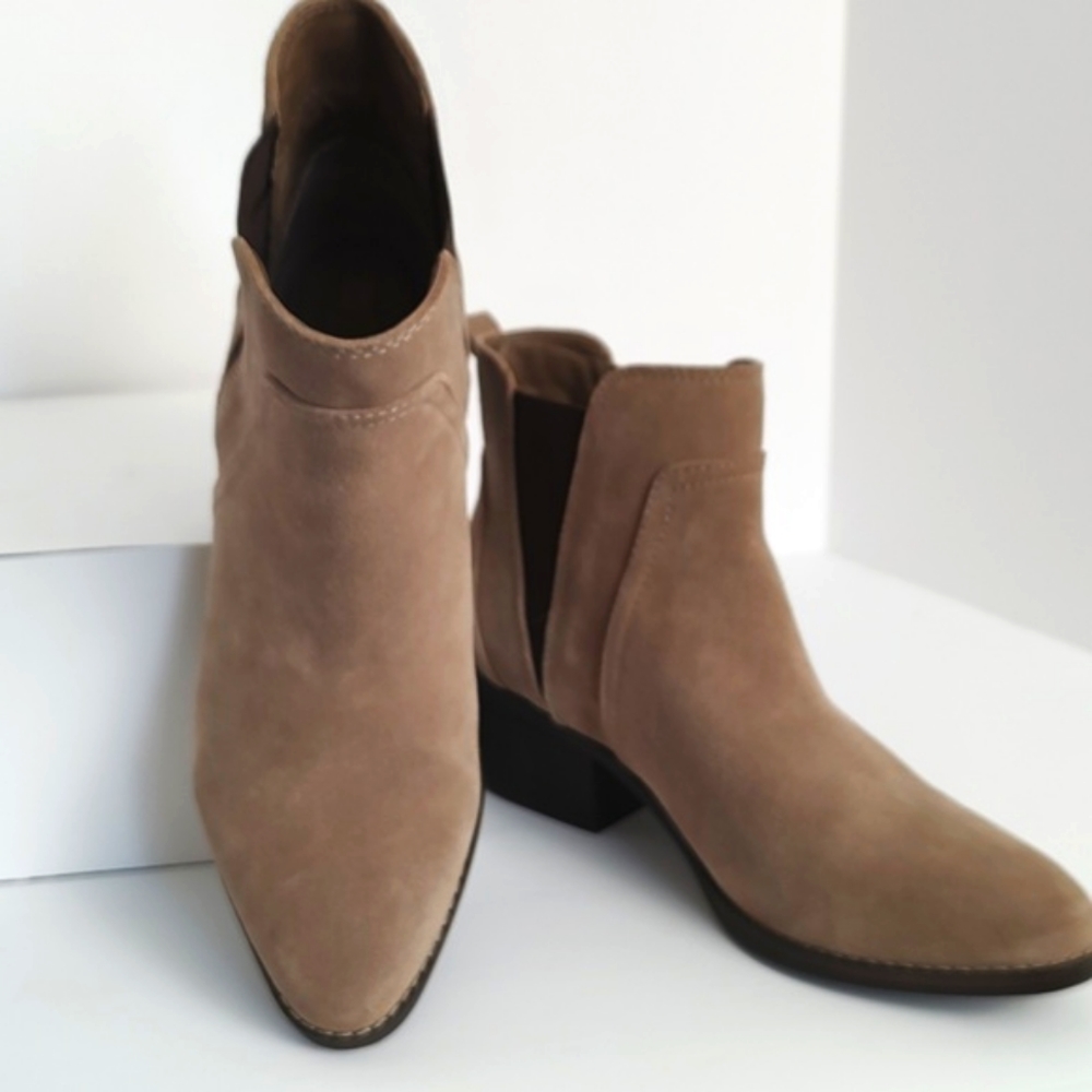 White Mountain Womens Leather/ Suede Upper /Ankle Boots/ Pull On/ Size 9.5 - Picture 6 of 9